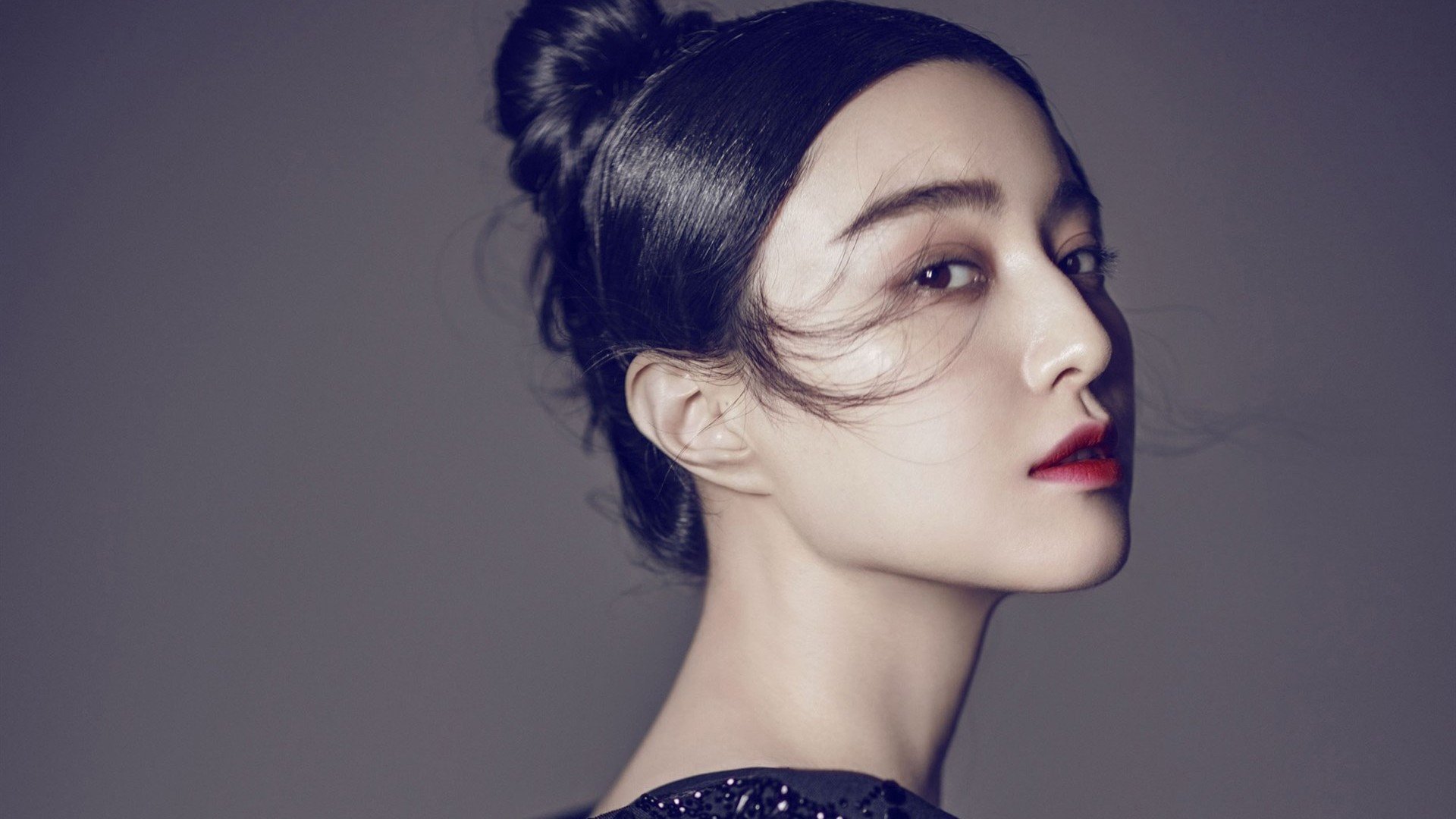 职业联赛推动智慧灯光系统提升夜场比赛观赏体验，夜场灯光秀